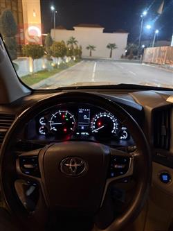 تويوتا لاندكروزر